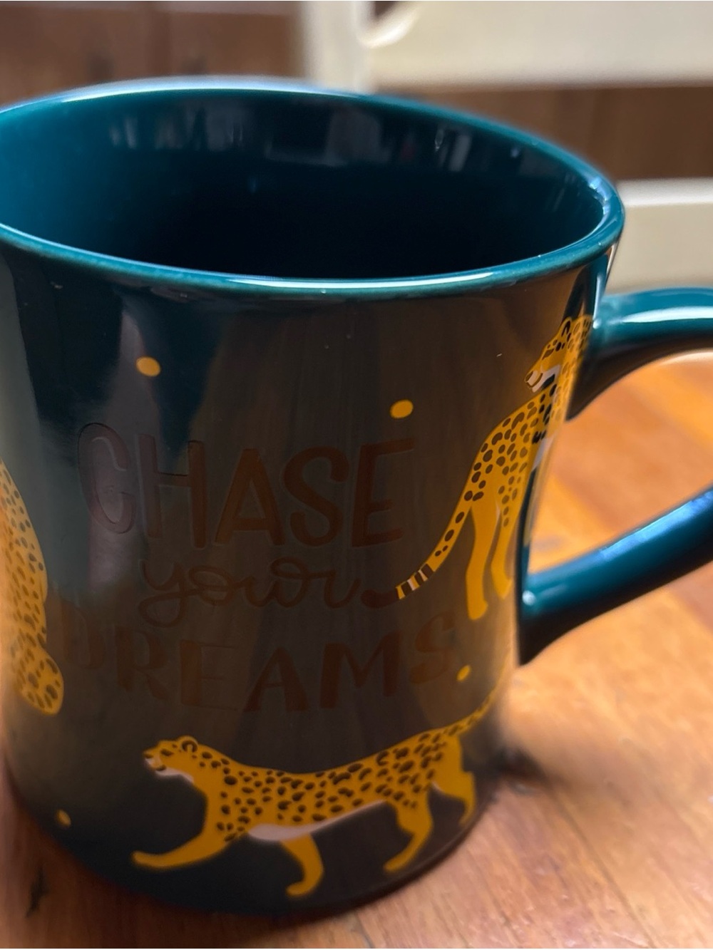 Teal Ceramic Mug with Yellow Cheetah Design - Chase Your Dreams - Picture 4 of 4
